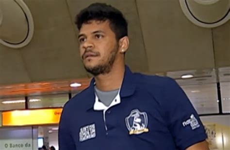 Atacante Kiros já está em Belém para defender o Clube do Remo Remo 100