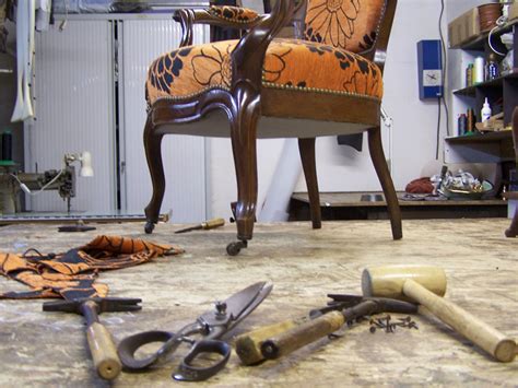 atelier tapissier décorateur sellier Thierry Courbin Gironde Dordogne