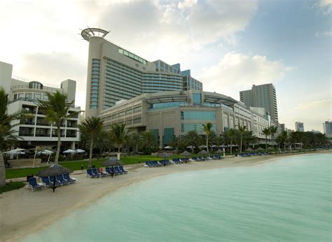 beach rotana abu dhabi beach hotels city resort hotels  resorts