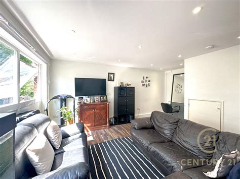 4 Bed Terraced House For Sale In Brangwyn Crescent Colliers Wood