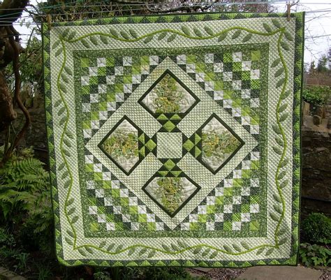 Little Welsh Quilts And Other Traditions A Daffodil Basket Quilt For