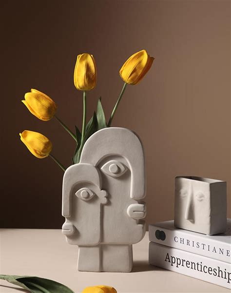 Face Modern Vase Handmade Ceramic Vase Minimalist Decor Etsy Handmade Ceramics Vase