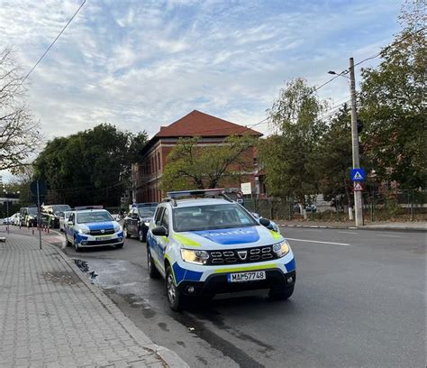 VIDEO și FOTO Acțiune cu efective mărite desfășurată de polițiști