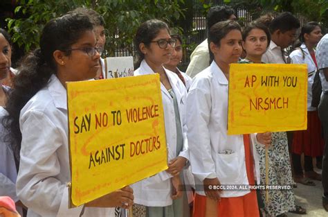 Kolkata Doctors Protest Spreads Across India Photogallery Etimes