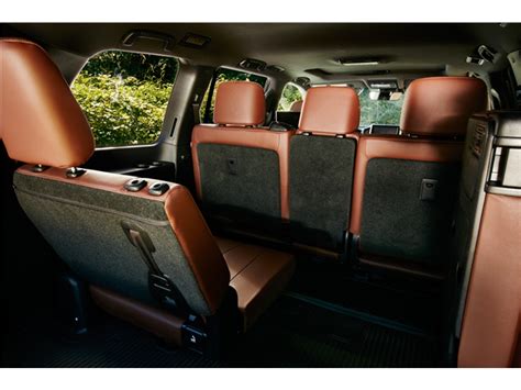 2021 Toyota Land Cruiser: 99 Interior Photos | U.S. News