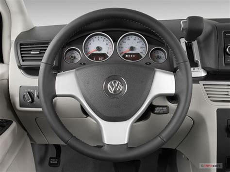 2010 Volkswagen Routan: 11 Interior Photos | U.S. News