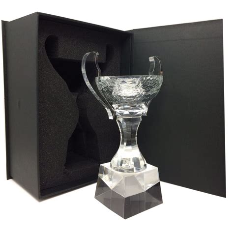 Trophée personnalisé en verre Votre trophée personnalisé événementiel