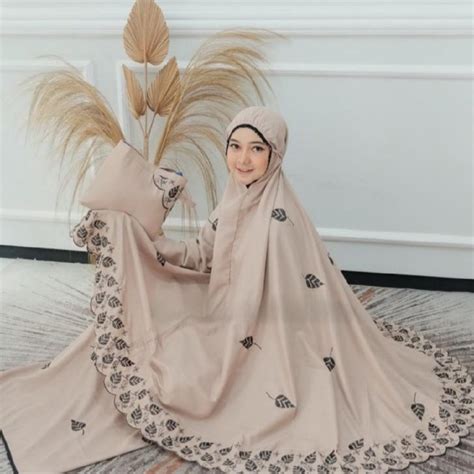 Jual Mukena Dewasa Khadijah Bordir Motif Daun Katun Mikro Jumbo Full