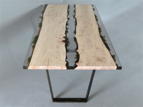 Moss Table - alcarol