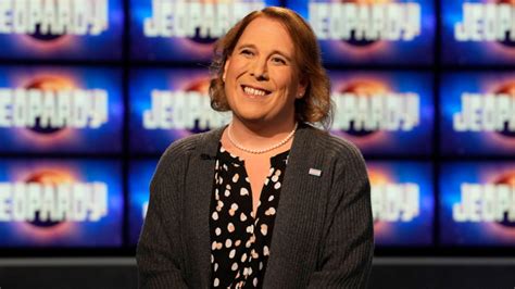 'Jeopardy!': Amy Schneider Wins Most Consecutive Games of Any Woman ...