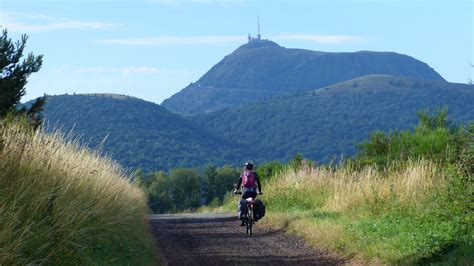 Jours D Itin Rance Sur La Grande Travers E Du Massif Central V Lo