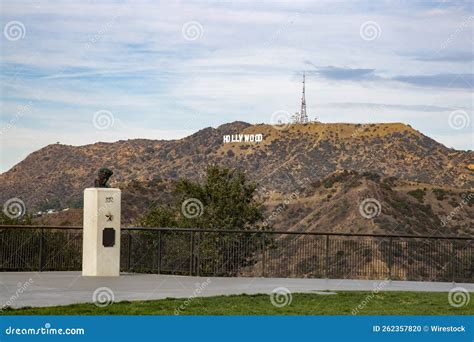 James Dean Monument At Griffith Observatory With Hollywood Sign In The