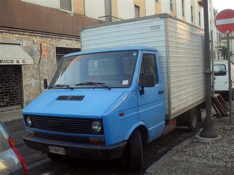 Iveco Turbodaily 35 10 A 1988 Data Immatricolazione 8 03 Flickr