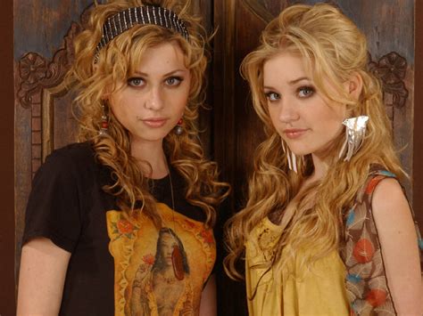 78 Aly And Aj Photo 22653875 Fanpop