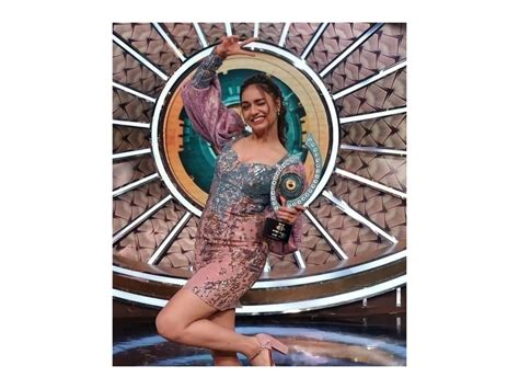 Divya Agarwal Wins Bigg Boss Ott Pragativadi