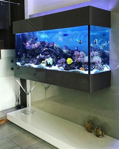 Glamorous And Outclass Wall Aquarium Mounted Decoration Ideas And ...