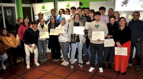 Une remise des diplômes joyeuse au Roc fleuri l Avenir le Confolentais