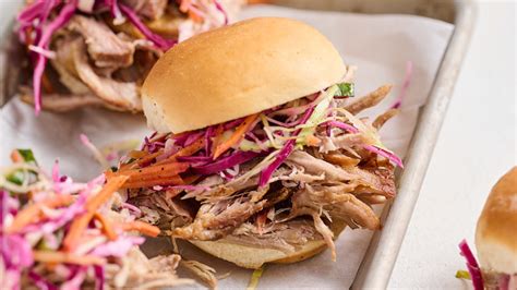 Hawaiian Pulled Pork Sandwiches Recipe