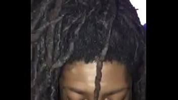 Comiendo un jugoso coño XVIDEOS