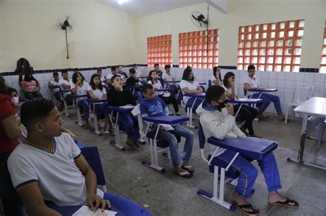 Procon Realiza Palestra Educativa Na Escola Municipal Manoel Rodrigues