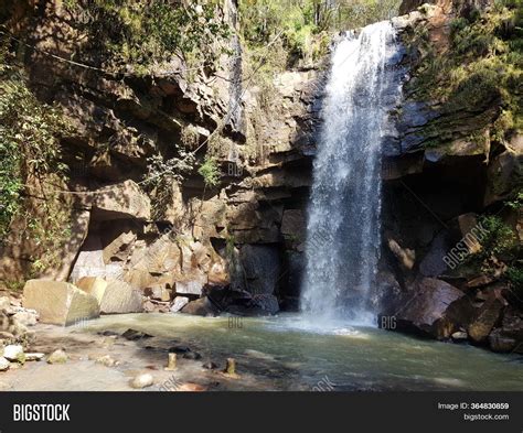 El Salto Waterfall Image & Photo (Free Trial) | Bigstock