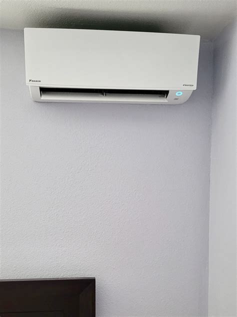 Daikini M Series 2 Zone Outdoor Heat Pump And Wall Mount Ductless Mini