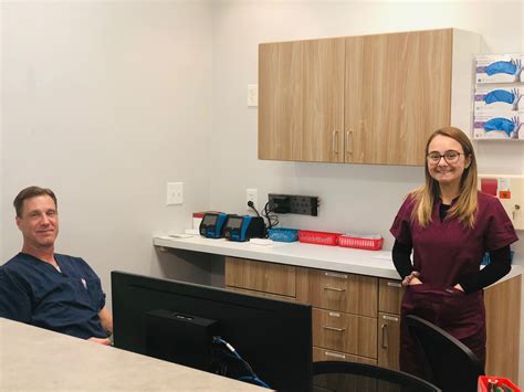 CARBON HEALTH URGENT CARE EATONTOWN - 142 NJ-35, Eatontown NJ 07724