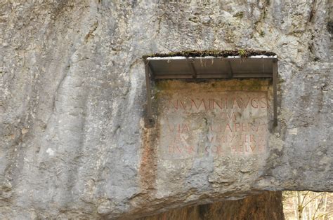 Römerstrasse beim Pierre Pertuis Archäologische Lernorte im Kanton Bern