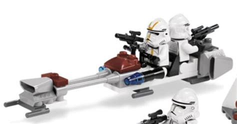 Republic Speeder Bike | Clone Troopers Battle Pack - Lego Star Wars (2007) Battlepacks (Lego) 7655