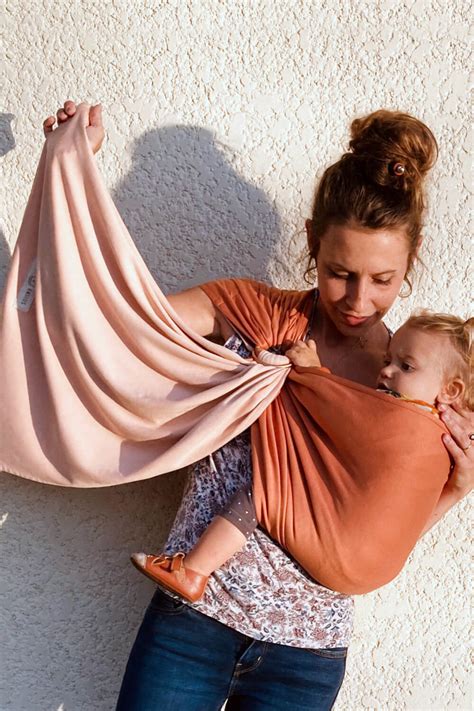 La Pequeña Bandolera Sin Nudo Nude Caramelo Fular portabebés