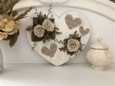 Farmhouse Rustic Country Wooden Heart Wall Hanging Decorated With