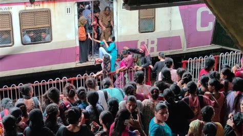 Mumbai local train services resume after heavy rain lashes parts of city | Mumbai news ...