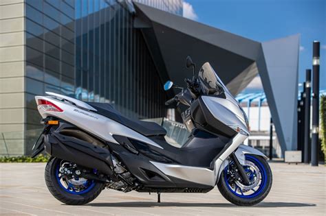 Suzuki Burgman 400 2022 La Prova Il Prezzo I Pregi E I Difetti