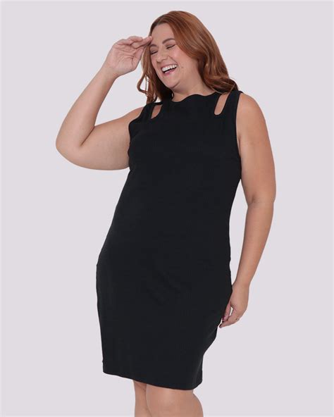 Vestido Plus Size Canelado Vazado Preto Lojas Torra