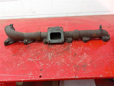 International Exhaust Manifold For A 2005 International 4400 For Sale