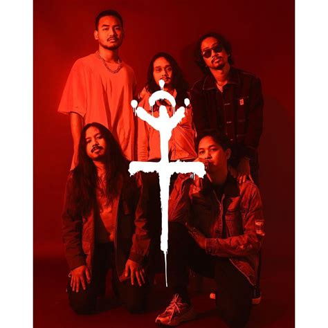 jual poster band feasthindiabaskara bisa custom gambar shopee
