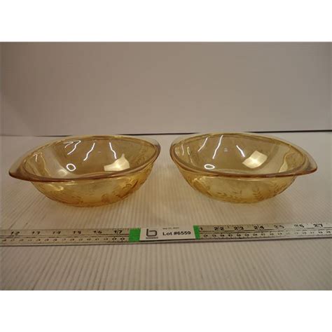 (2) Depression Glass Bowls - Bodnarus Auctioneering