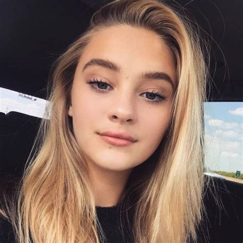 Pin By Vdcamp On Lizzy Greene Nickelodeon Girls Beauty Girl Most