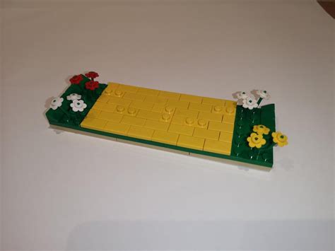 LEGO MOC Yellow Brick Road Display by jamieb100 | Rebrickable - Build ...