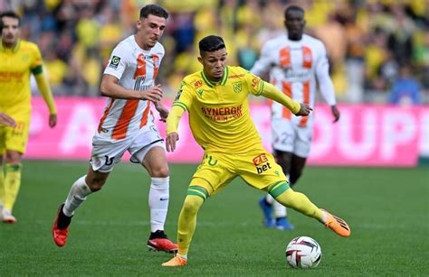 Fc Nantes Le Br Silien Adson Vers Vasco De Gama Sport Paris