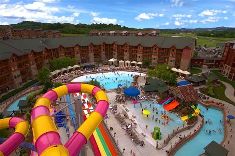 Lake Wilderness outdoor waterpark tower view - The Shirley Journey