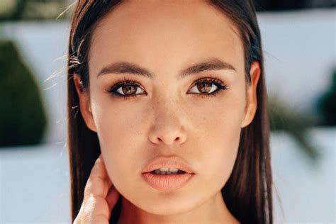 A Look at the Average Cost of Face Lift Procedures - Dr Jay Calvert