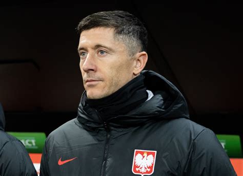 Barcelona Robert Lewandowski H Rt Im Sommer Auf Barca Auf Suche