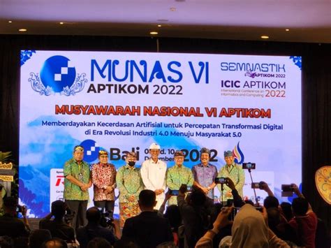 Stmik Amik Riau Teken Mou Dengan Sevima Platform Di Munas Vi Aptikom