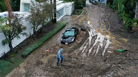 California 'atmospheric river' storms to blast state with heavy rain ...