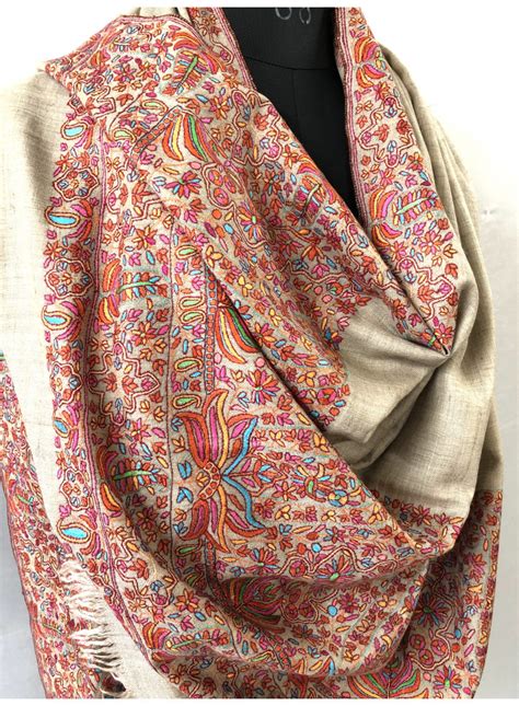 Exclusive Luxury Mughal Floral Palla Kani Embroidery Handmade Cashmere