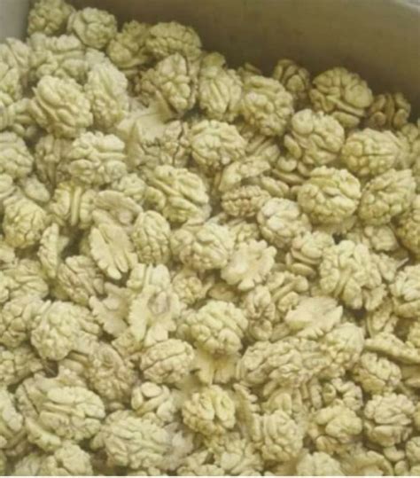 Organic Kashmiri Walnuts Packaging Type Box Packing At Rs Kg