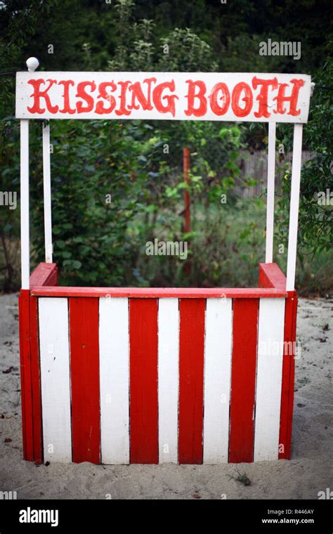 Empty kissing booth Stock Photo - Alamy