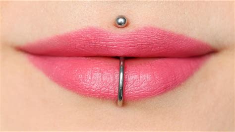 Przekłucie Wargi ★ Lip Piercing ★ Red Lipstick Monster ★ Youtube