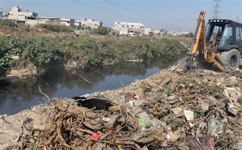 Retiran miles de toneladas de basura de bordes del Río de la Compañía